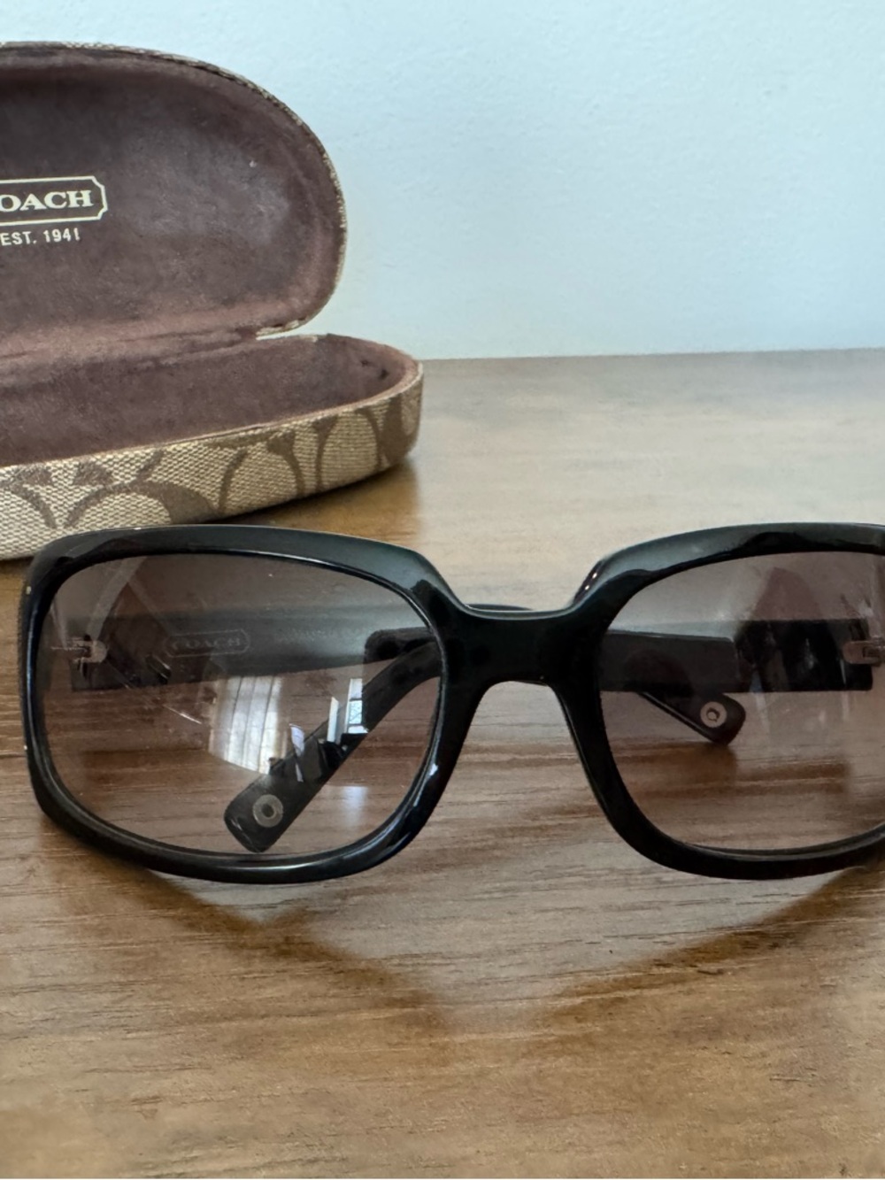 Coach samantha s425 onyx Women's Black Gradient Lens Sunglasses - Picture 5 of 8